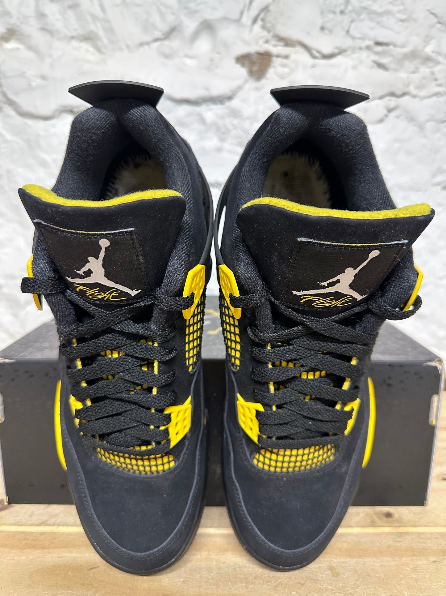 Air Jordan 4 Thunder Sz 12