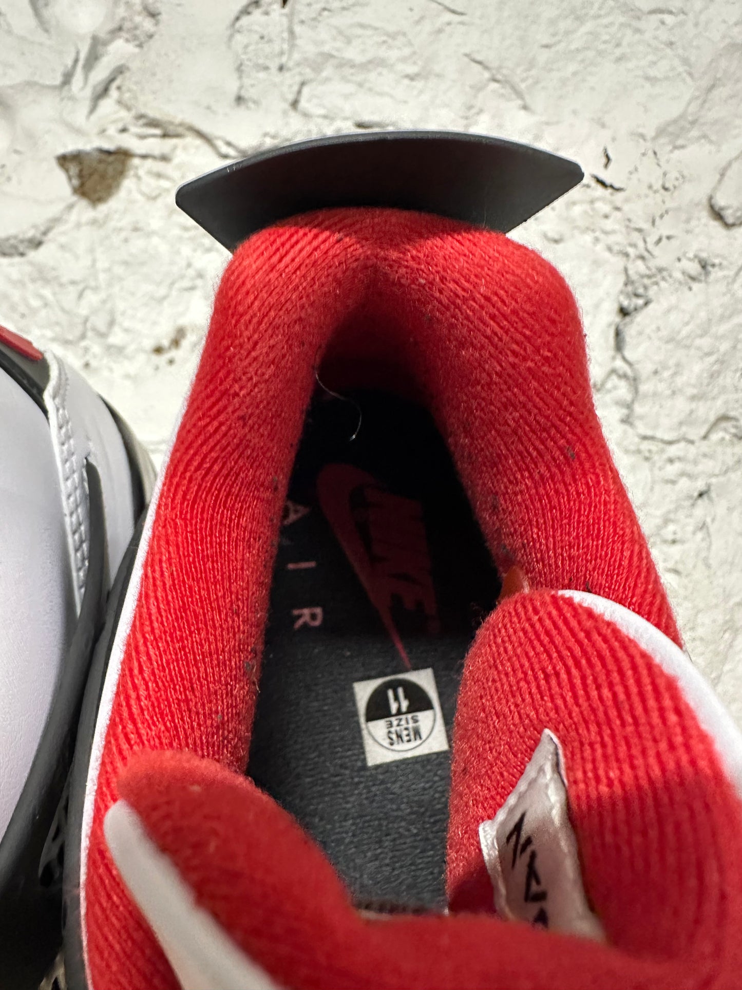 Air Jordan 4 Fire Red Sz 11