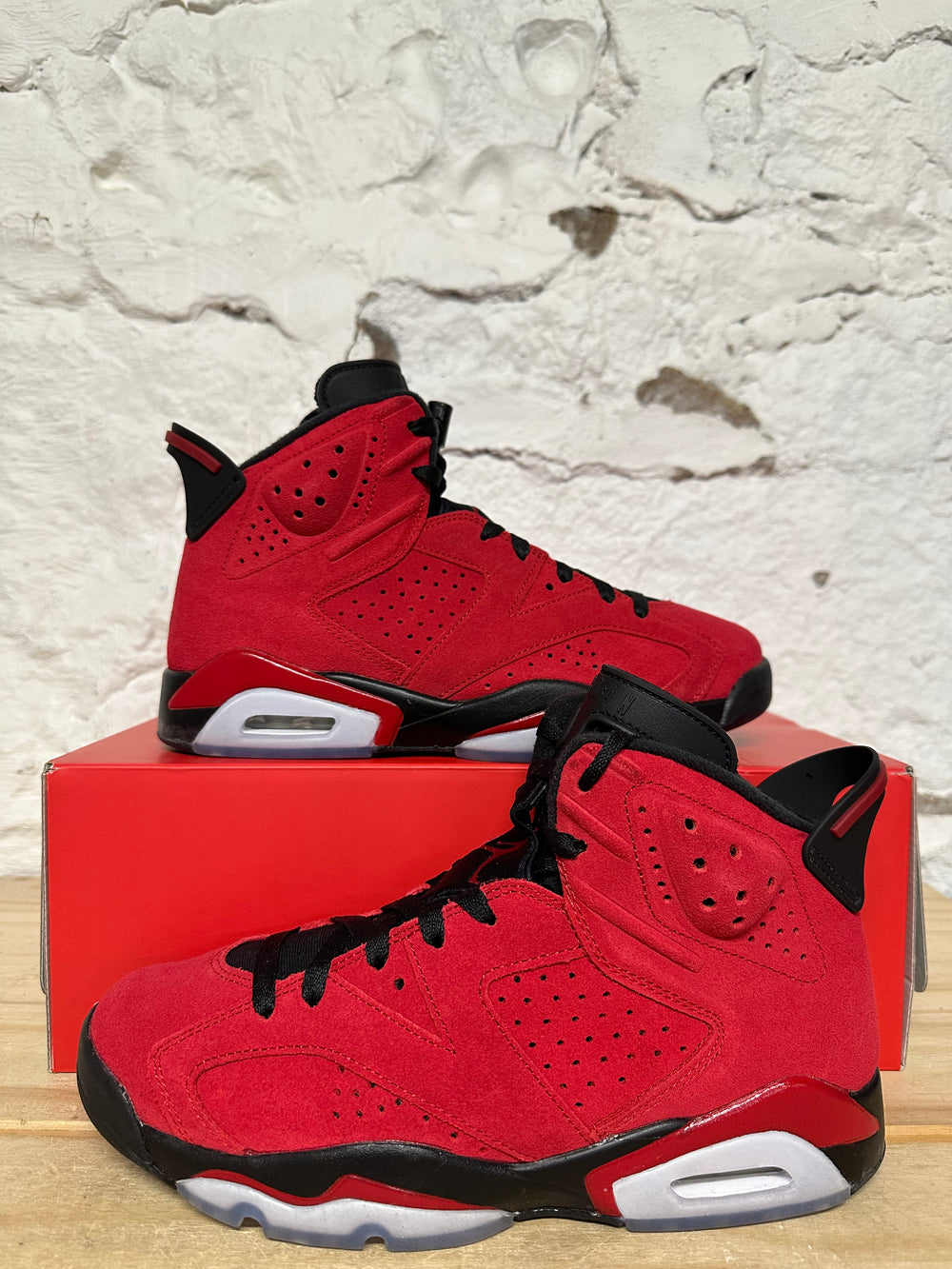 Air Jordan 6 Toro Sz 8