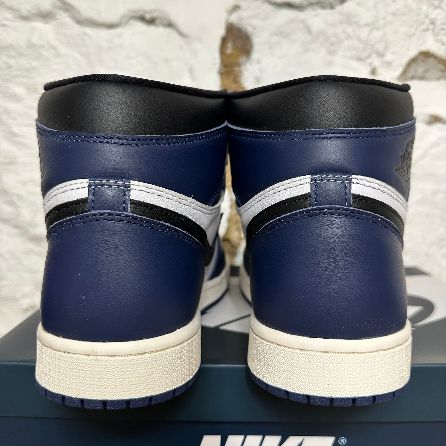 Air Jordan 1 High Midnight Navy Sz 10.5 DS