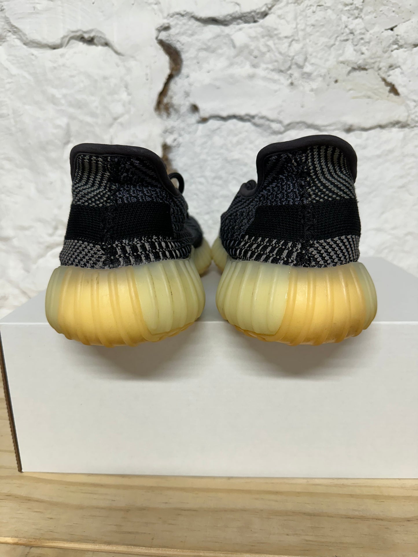 Yeezy 350 Carbon Sz 10