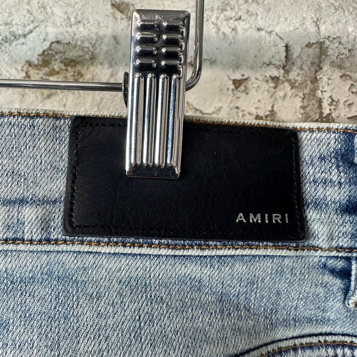 Amiri Knee Hole Washed Blue Denim Jeans Sz 38
