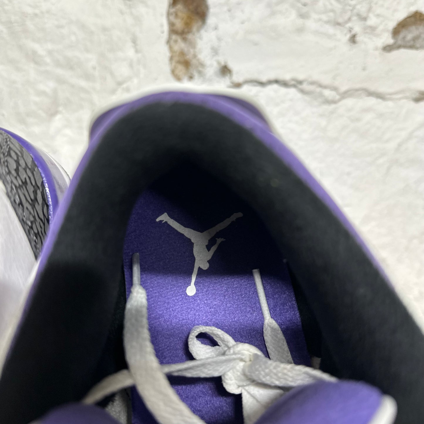 Air Jordan 3 Dark Iris Sz 8.5