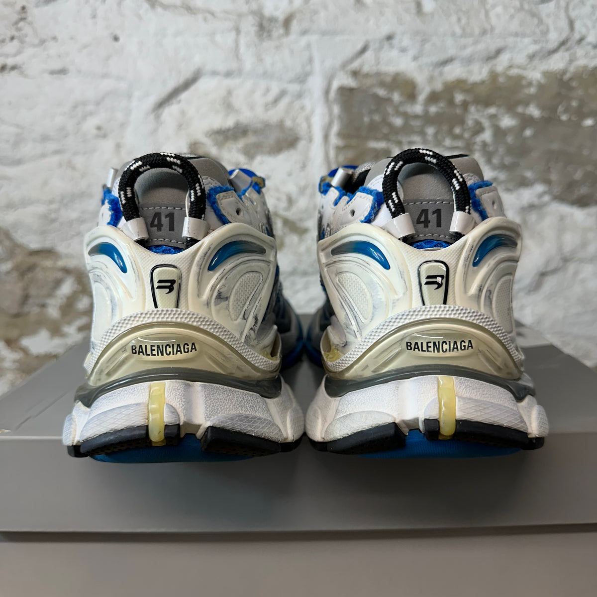 Balenciaga Runner Blue Grey Black Sneaker Sz 8 (41)