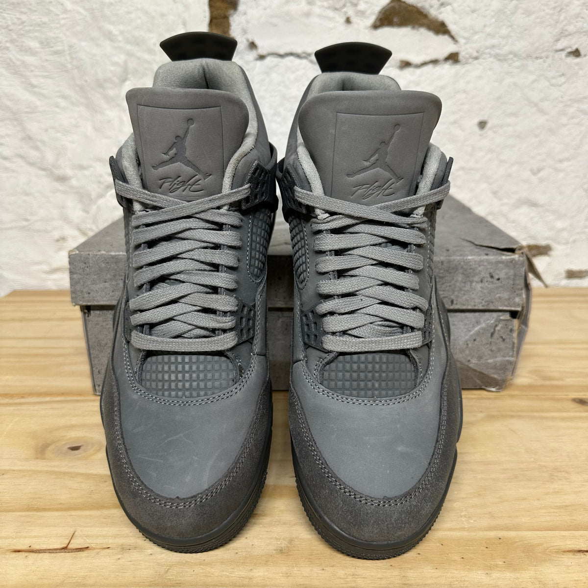 Air Jordan 4 Wet Cement Sz 9.5