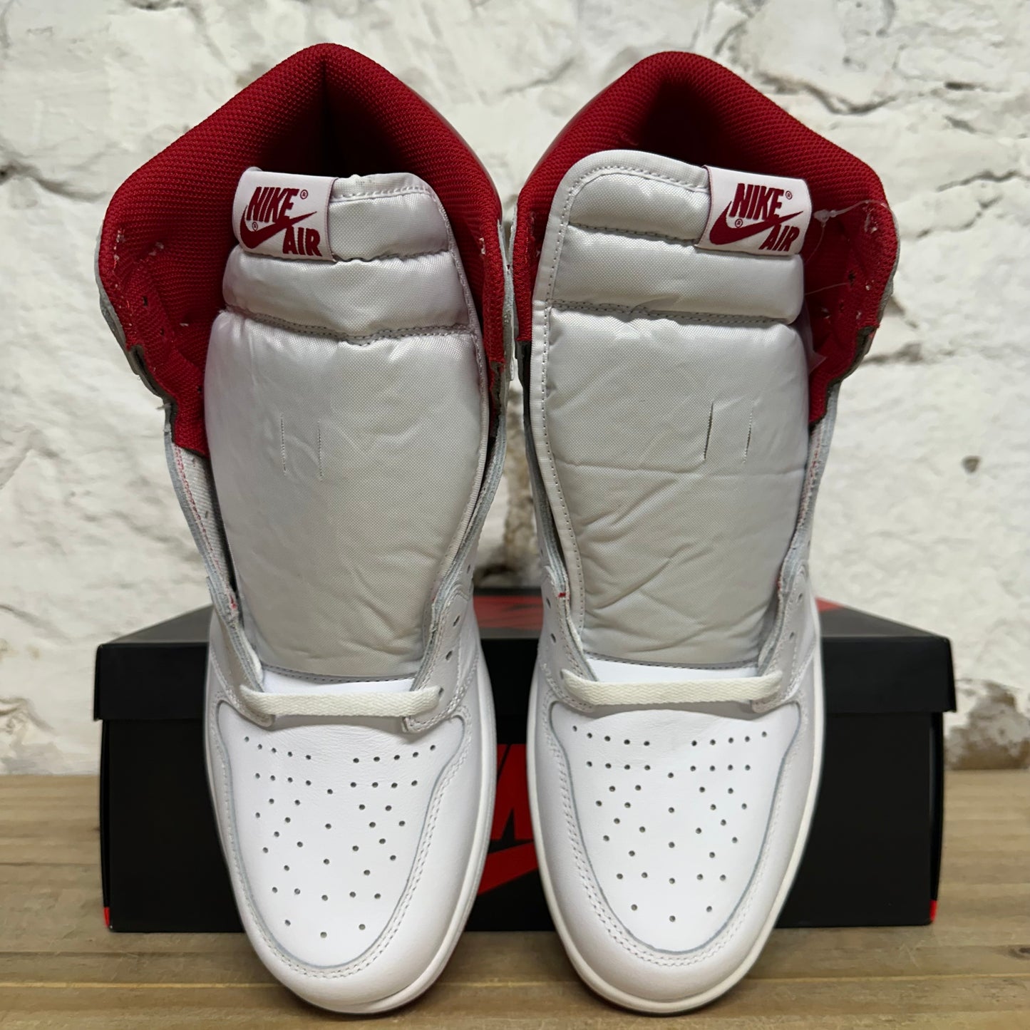 Air Jordan 1 High Metallic Red Sz 14 DS