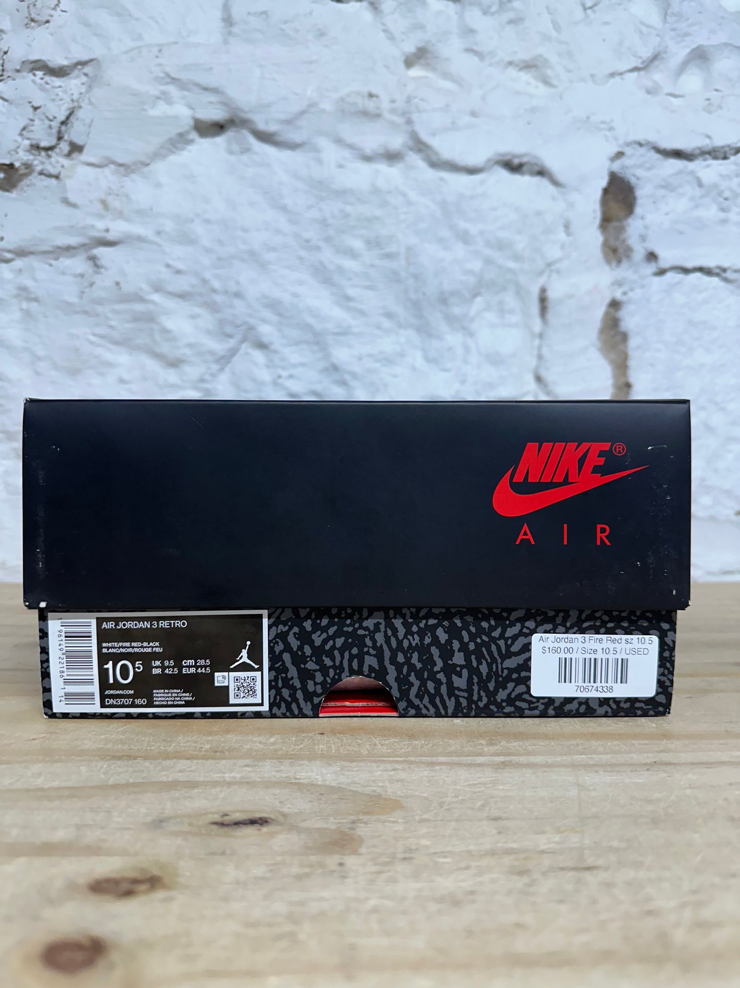 Air Jordan 3 Fire Red sz 10.5