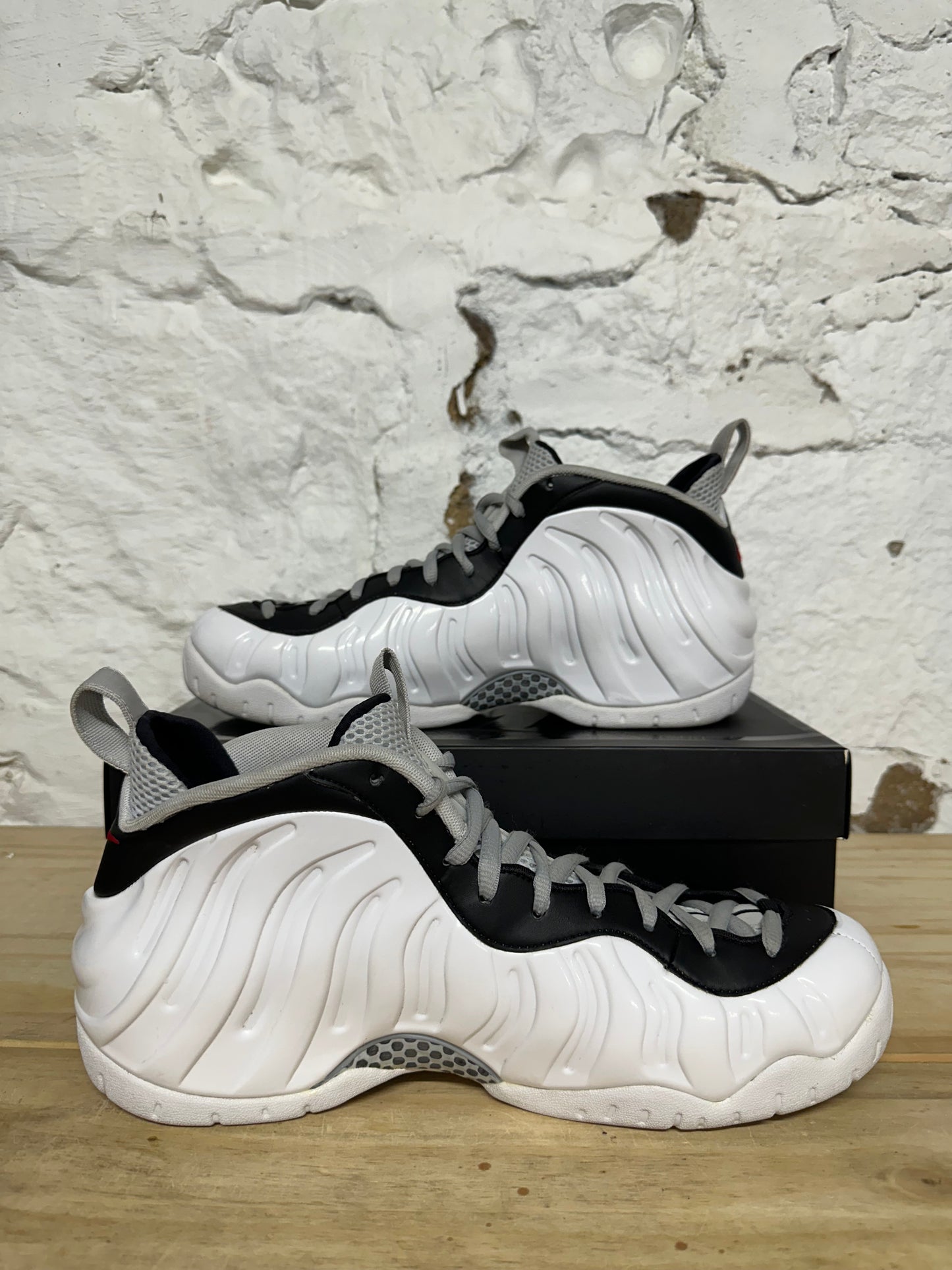 Nike Air Foamposite Chrome White Sz 13