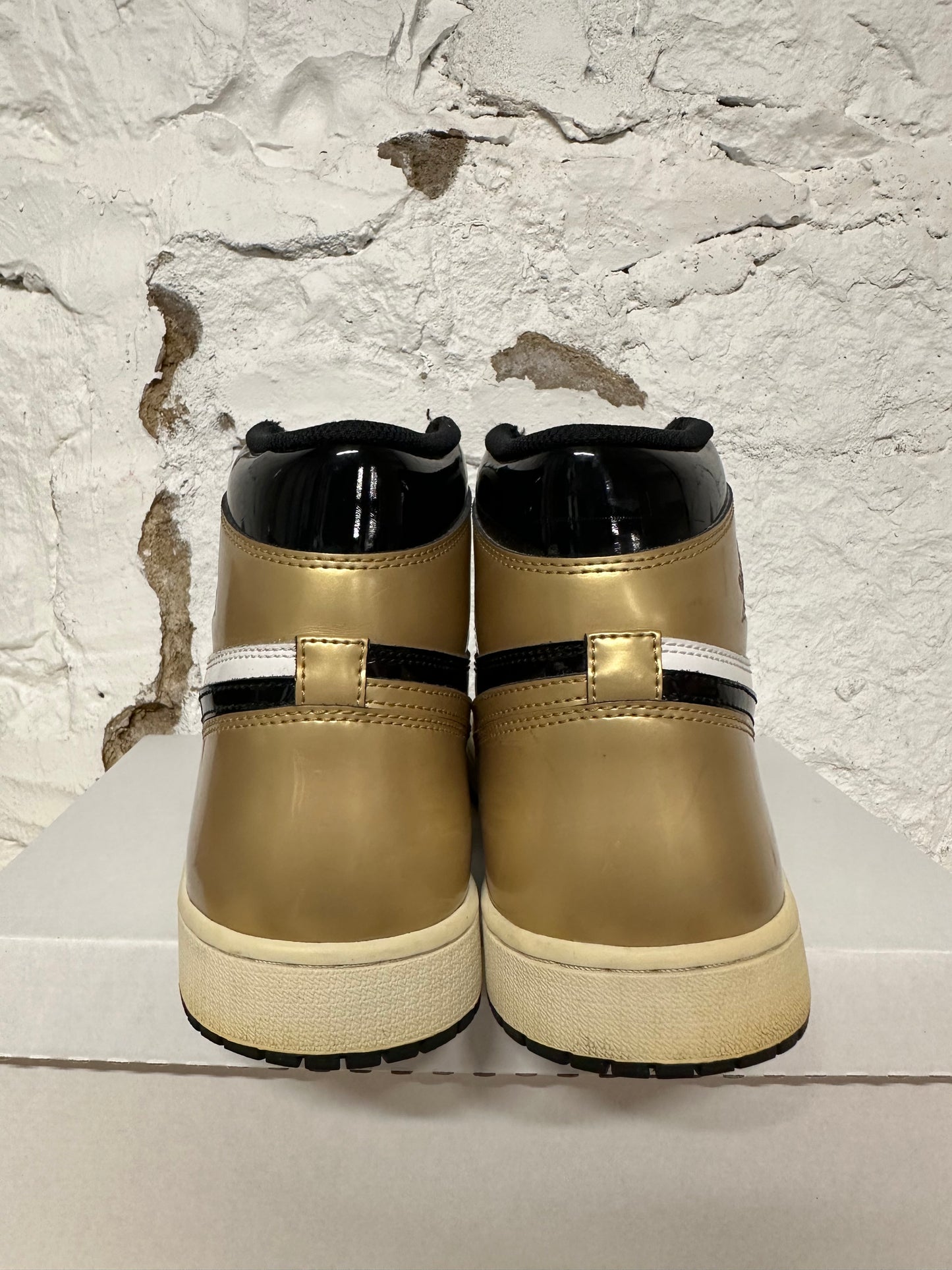 Air Jordan 1 Gold Toe Sz 12