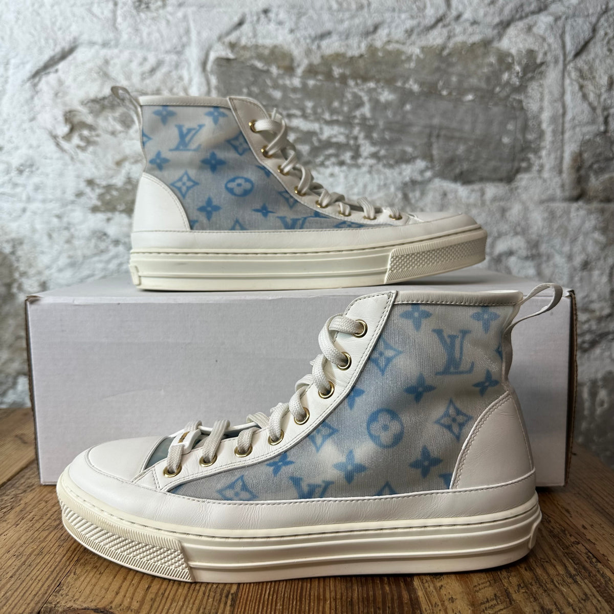 Louis Vuitton High Stellar Blue Monogram White Sneaker Sz 5 (37)