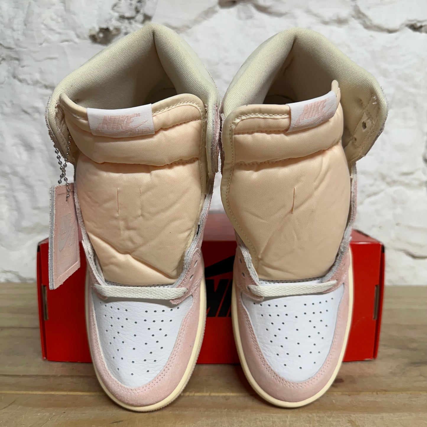 Air Jordan 1 High Washed Pink Sz 7 (8.5W) DS