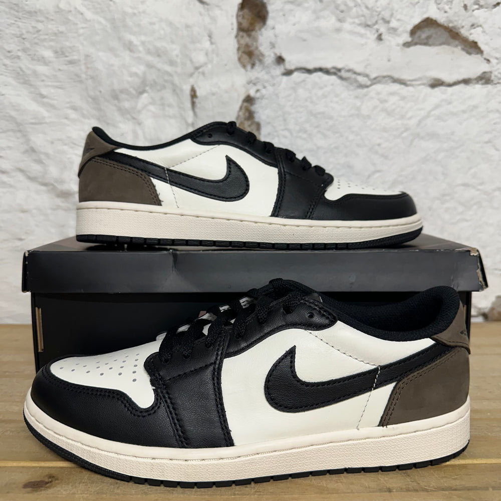 Air Jordan 1 Low Mocha Sz 8.5