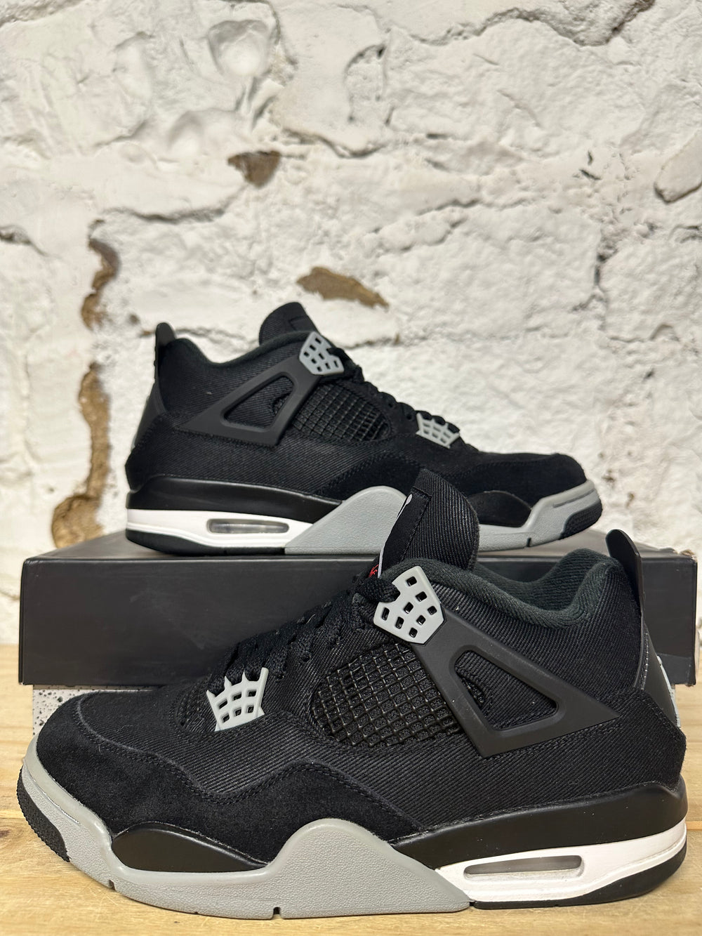 Air Jordan 4 Black Canvas Sz 9.5