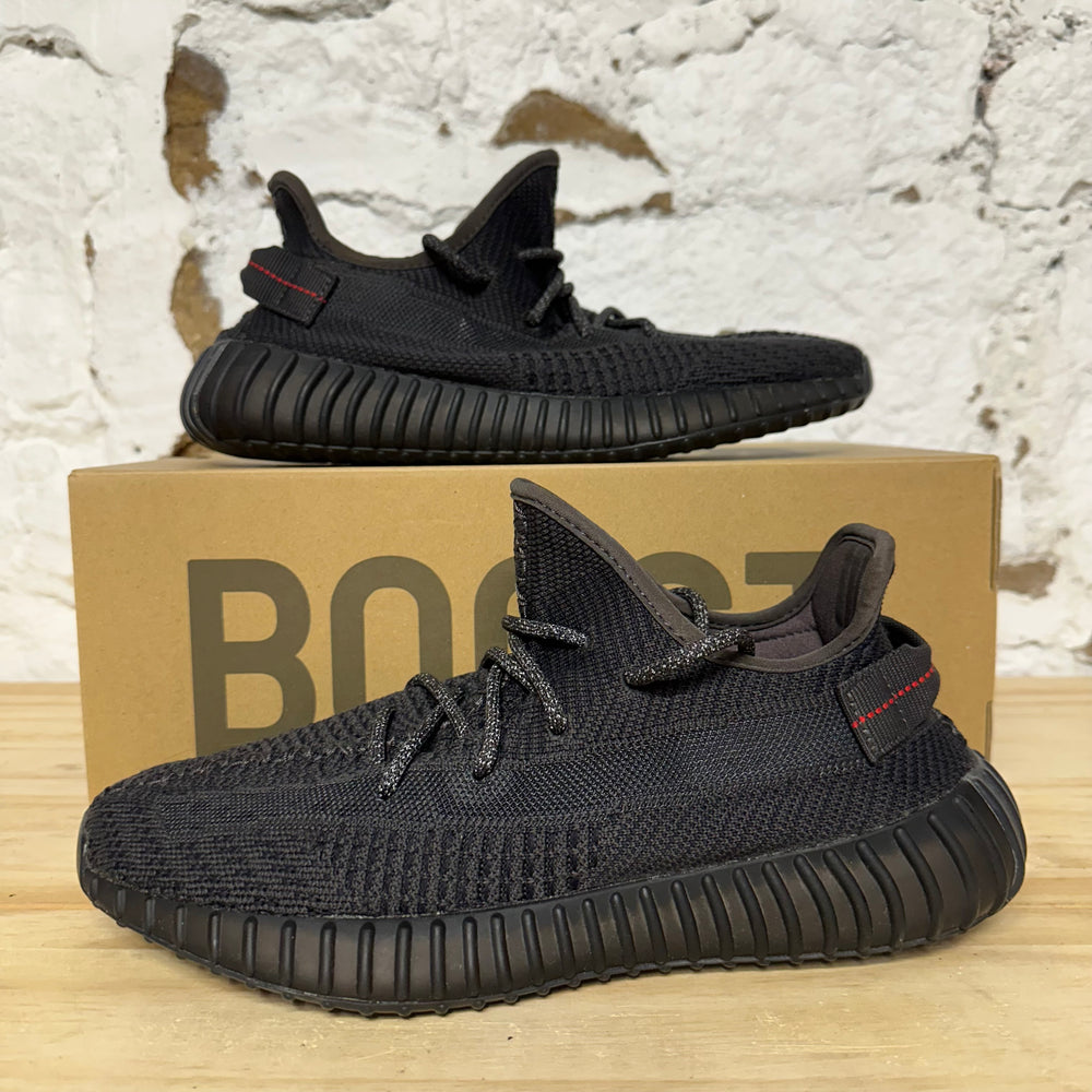 Yeezy 350 V2 Black (Non-Reflective) Sz 9