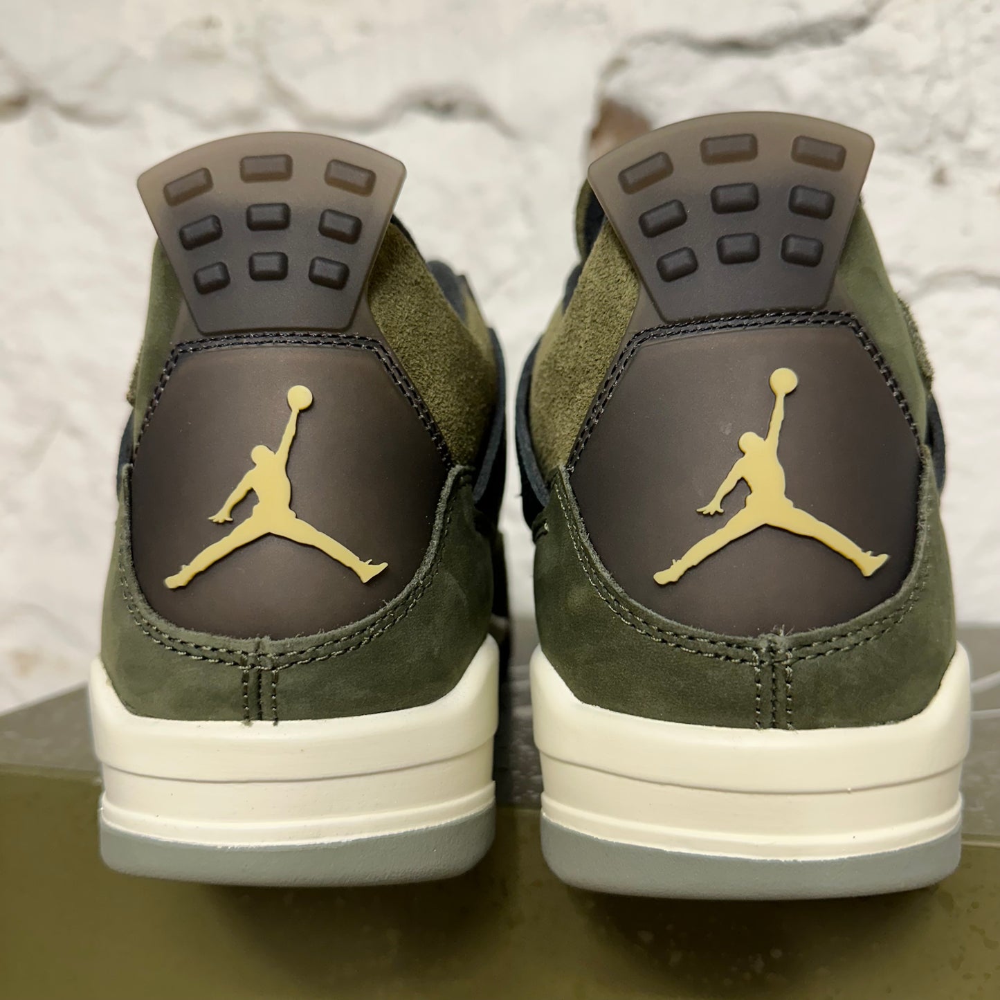 Air Jordan 4 Craft Olive Sz 11 DS