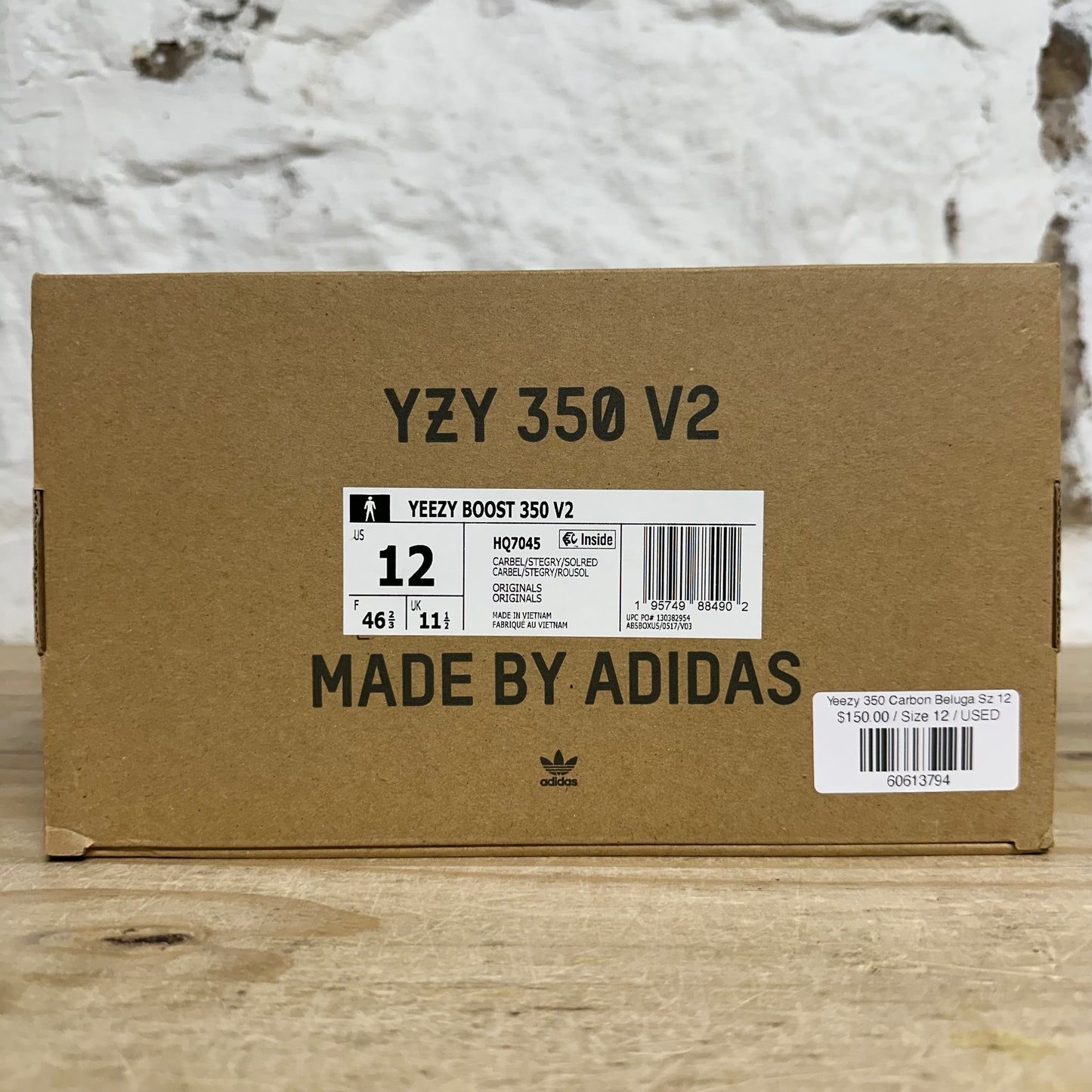 Yeezy 350 V2 Carbon Beluga Sz 12