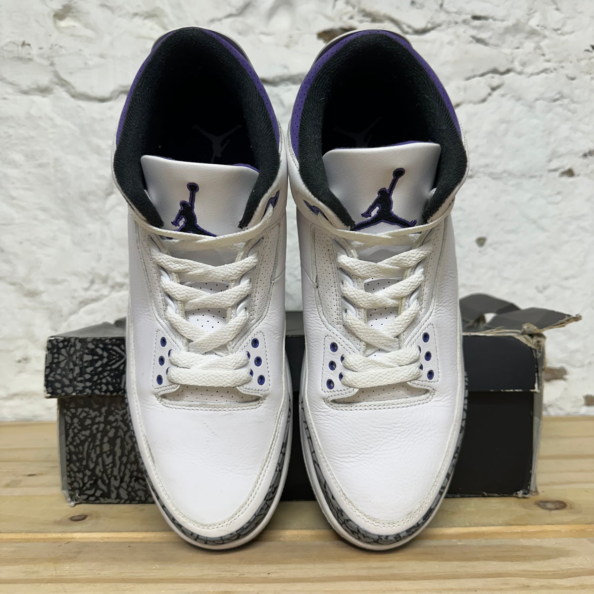 Air Jordan 3 Dark Iris Sz 12
