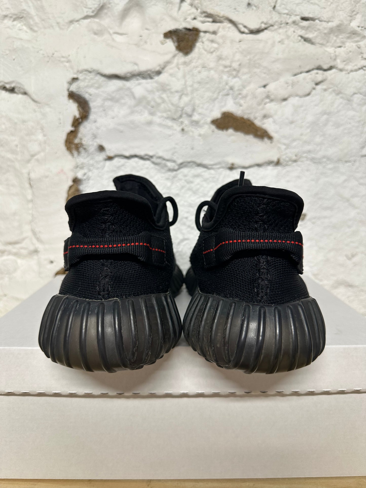 Yeezy 350 Bred Sz 10