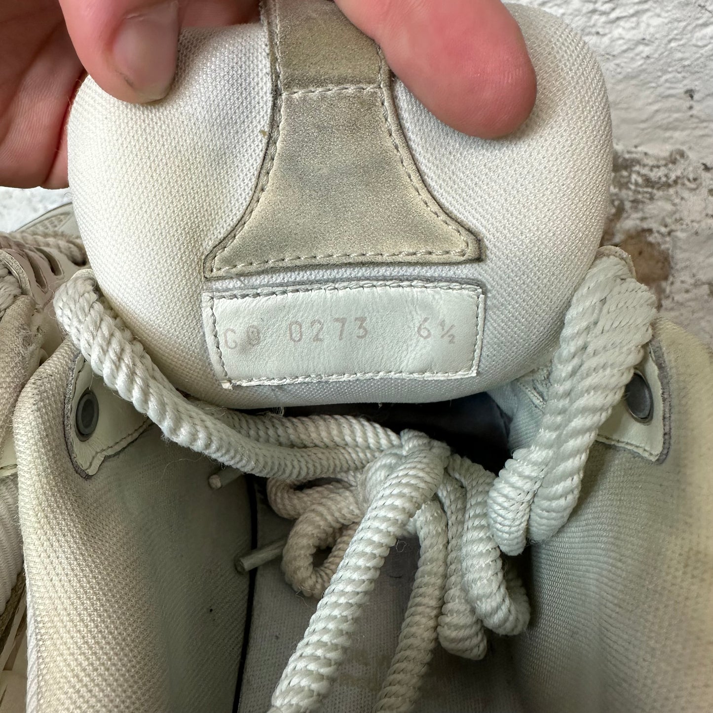 Louis Vuitton Cream Beige Skate Sneaker Sz 8 (6.5LV) No Box