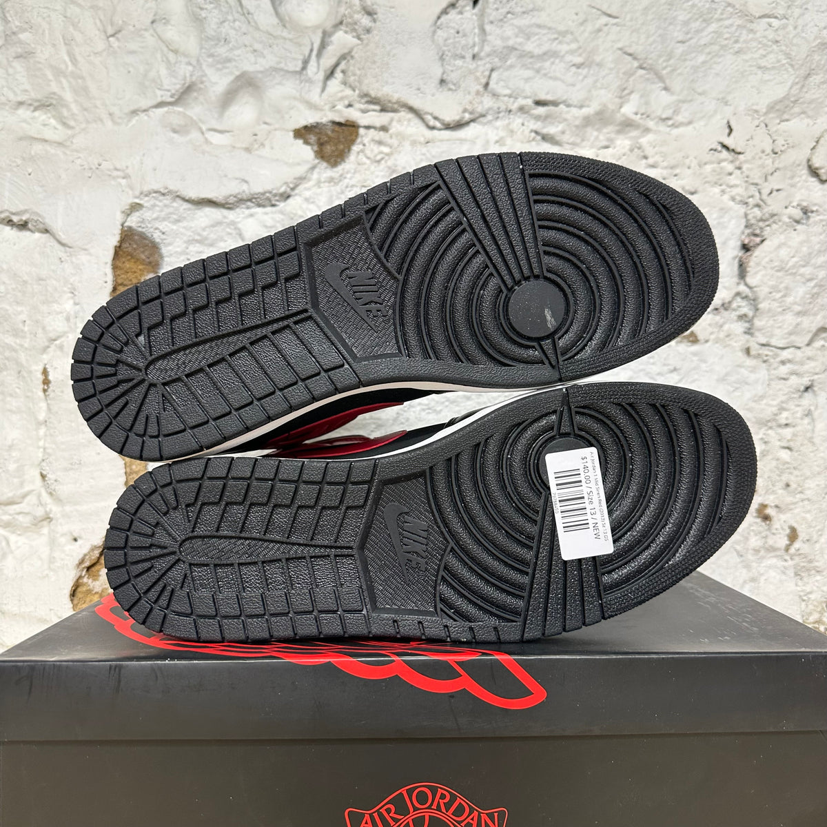 Air Jordan 1 Mid Siren Red (2013) Sz 13 DS