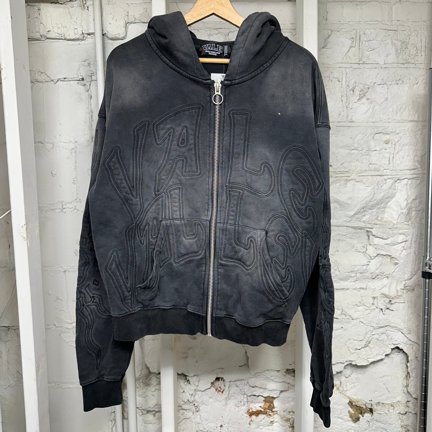 Vale Black Embroidered Spellout Hoodie Sz S