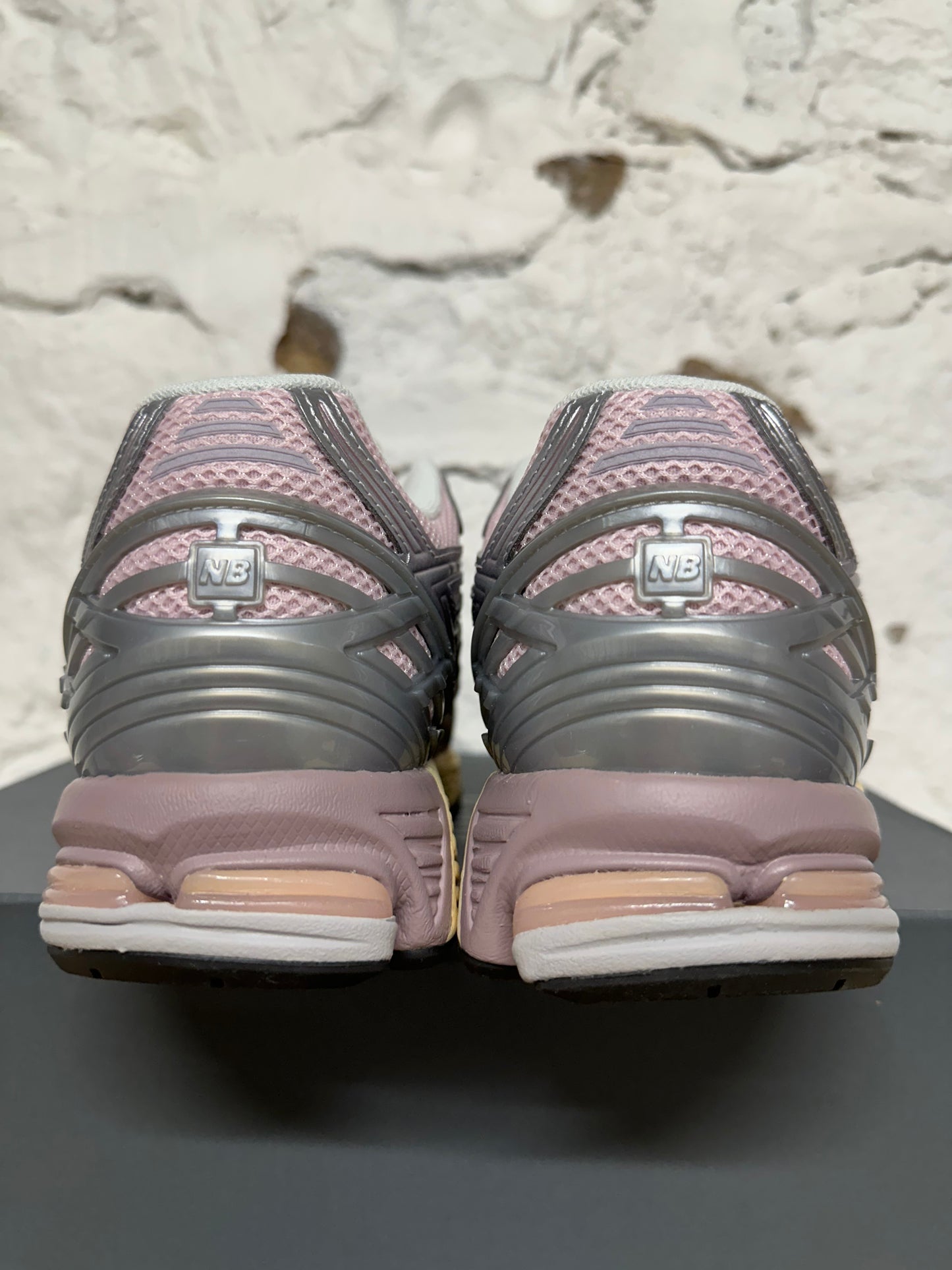 New Balance 1906R Pastel Rose Sugar Sz 11.5 DS