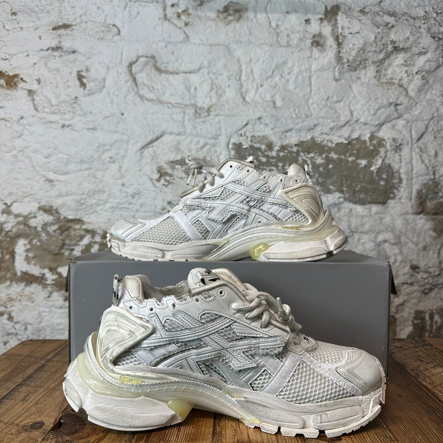 Balenciaga Runner Triple White Sneaker Sz 10 (43)