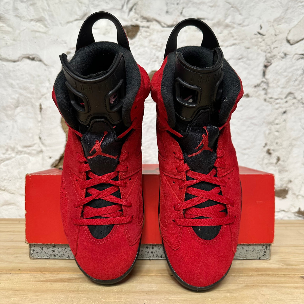 Air Jordan 6 Toro Bravo Sz 9.5