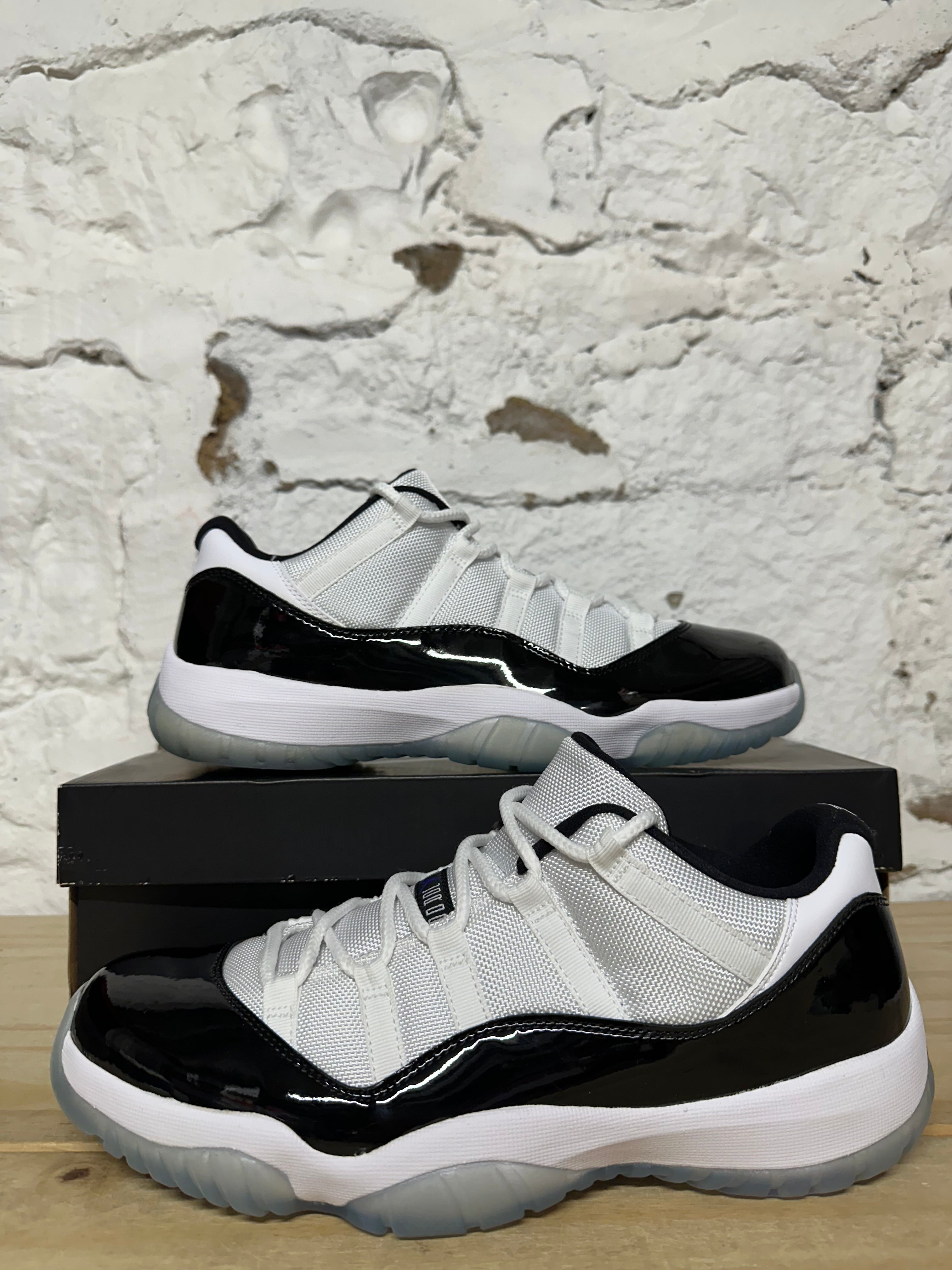 Air Jordan 11 Low Concord Sz 10.5 DS