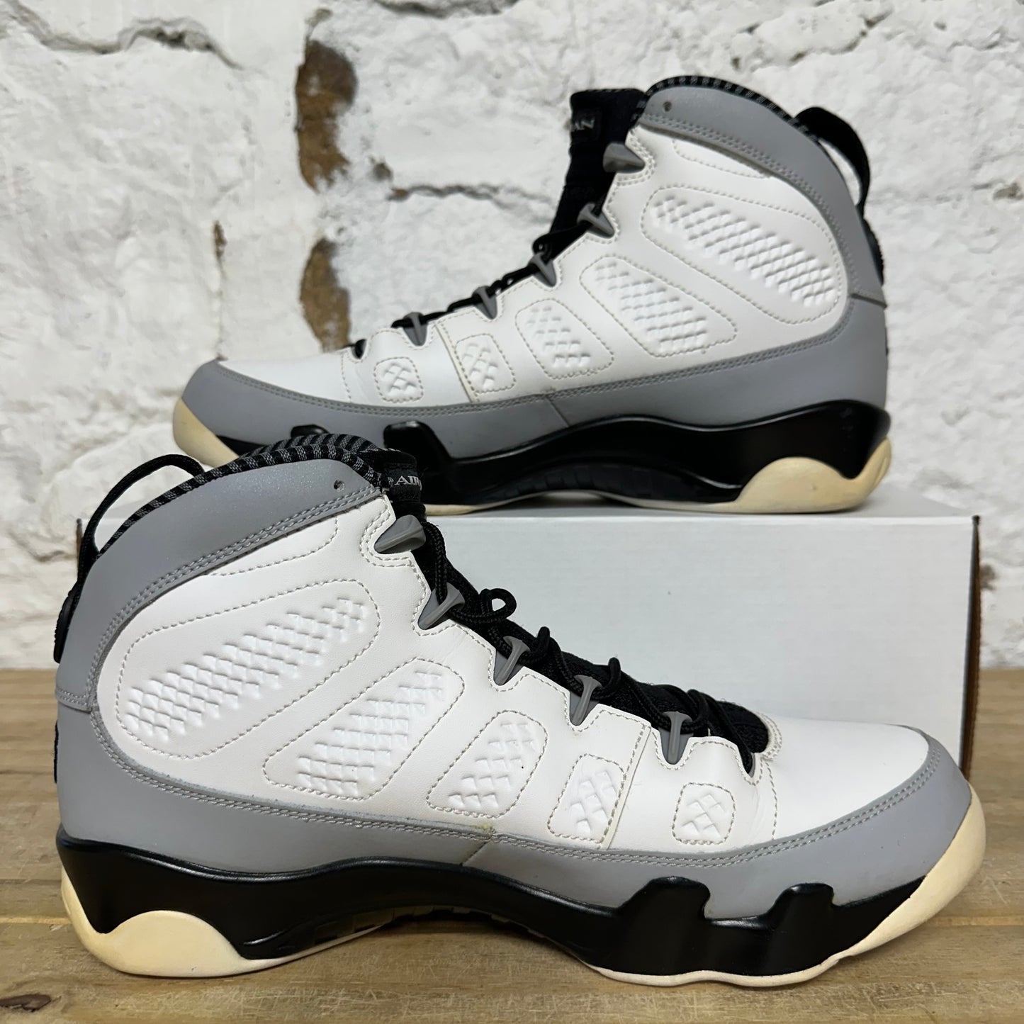 Air Jordan 9 Barons Sz 10.5
