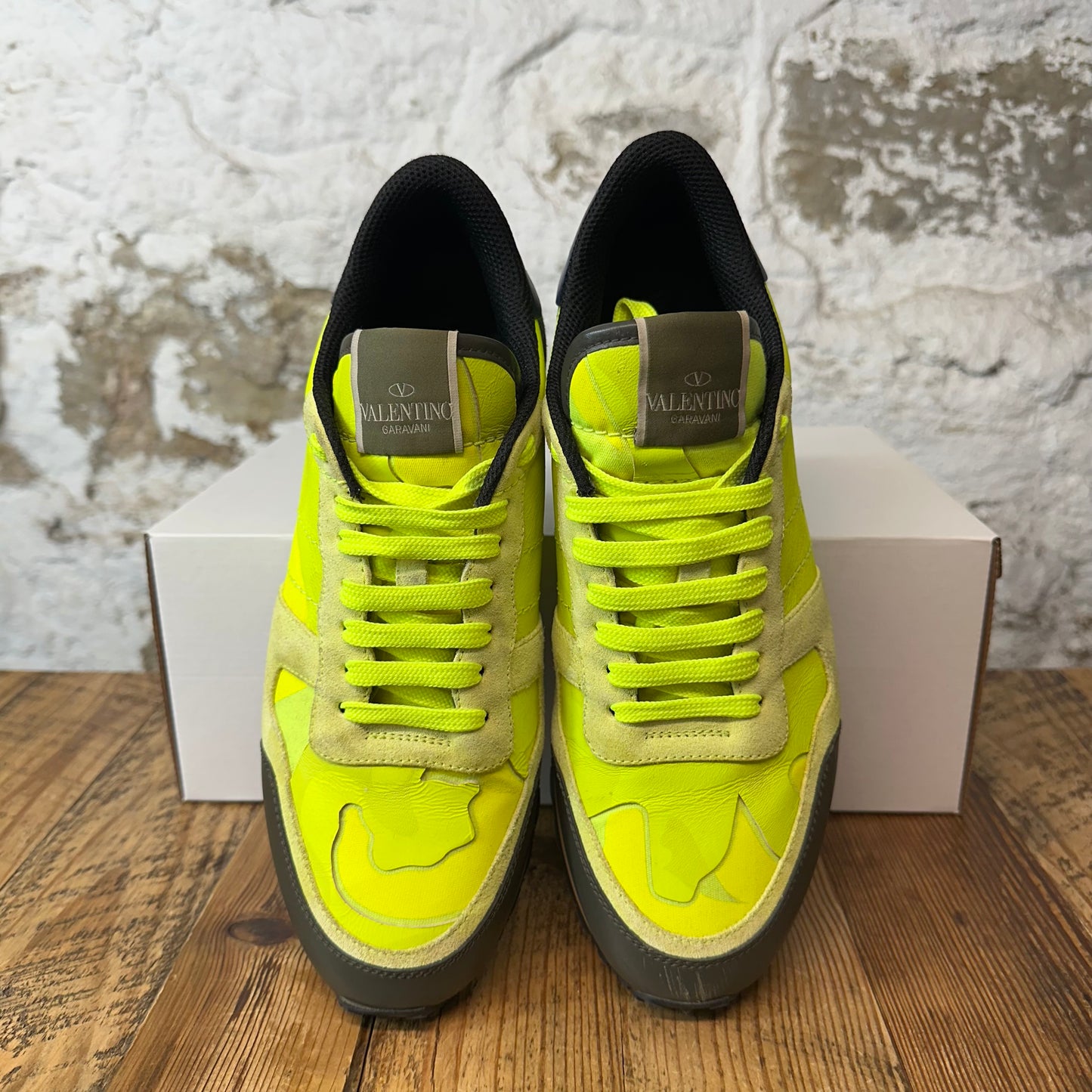 Valentino Neon Yellow Camo Rock Runner Sneaker Sz 9 (42)