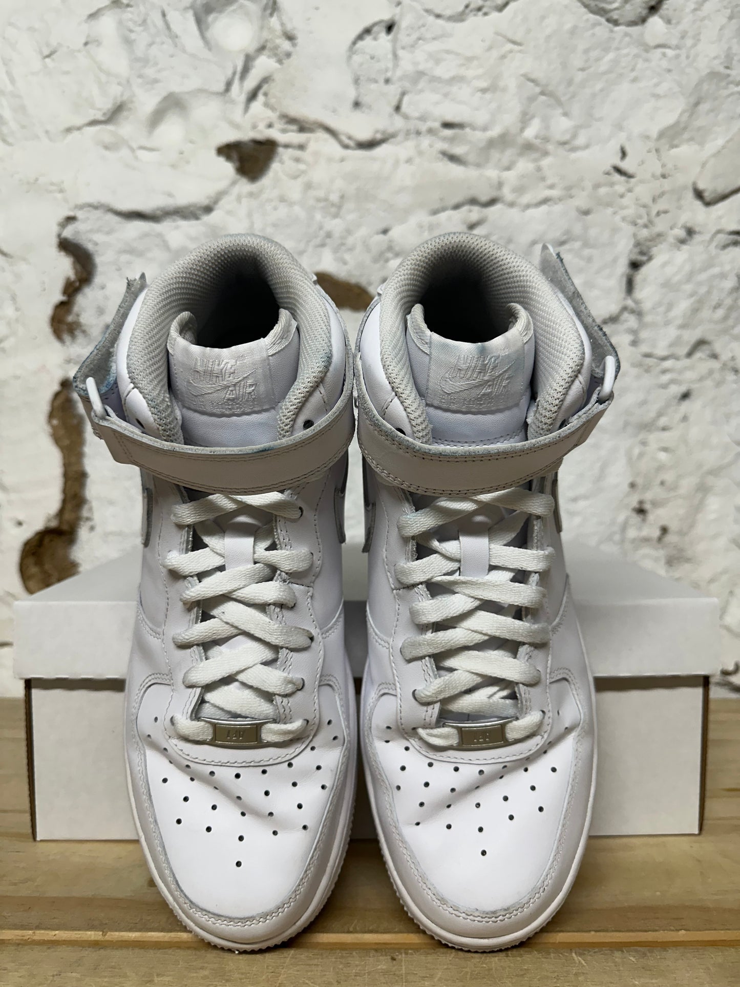 Nike Air Force 1 Mid Triple White Sz 8.5