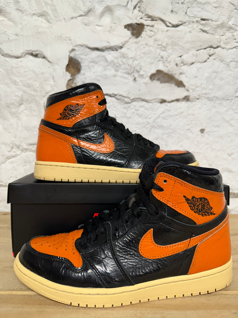 Air Jordan 1 High Shattered Backboard 3.0 Sz 8.5