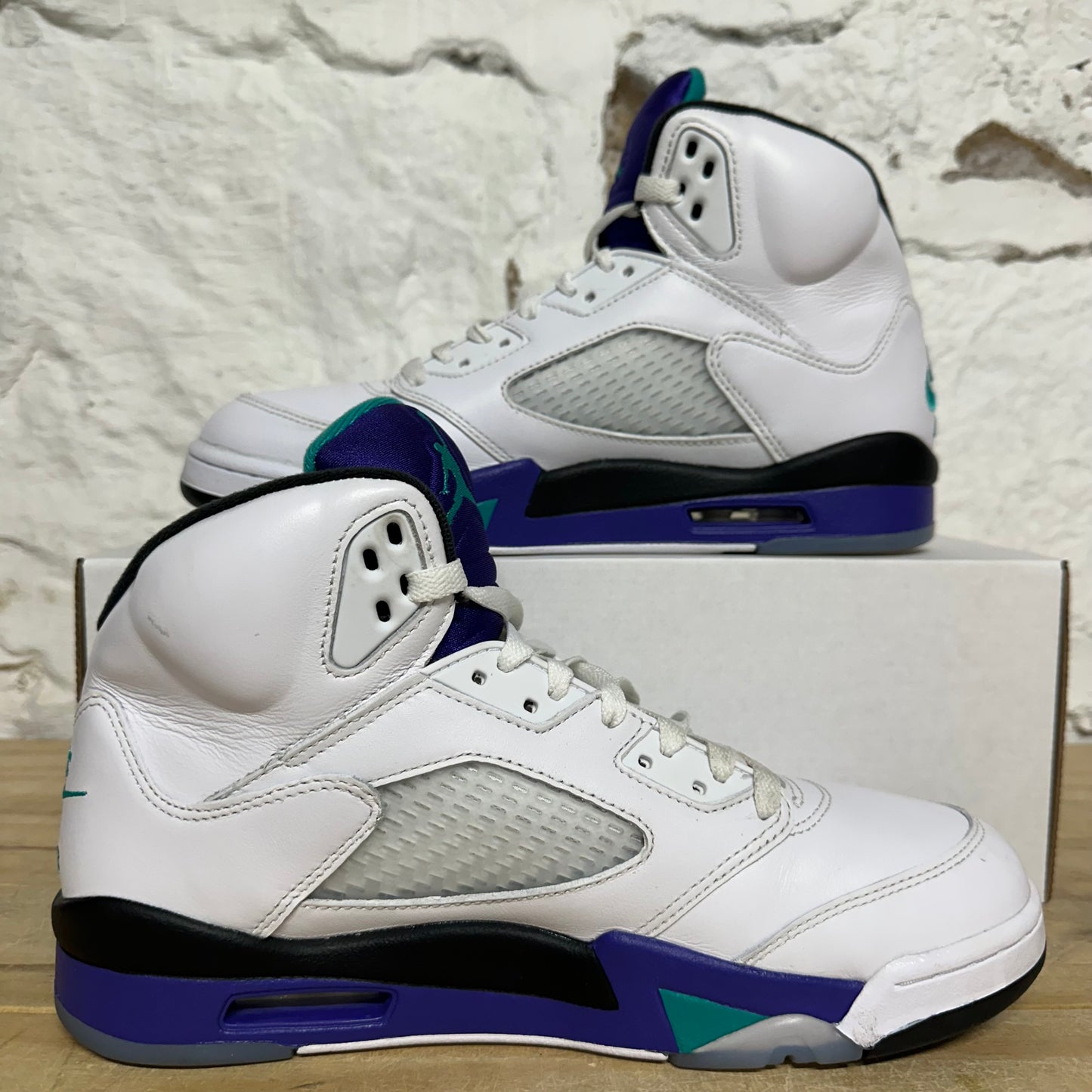 Air Jordan 5 Grape (2025) Sz 9