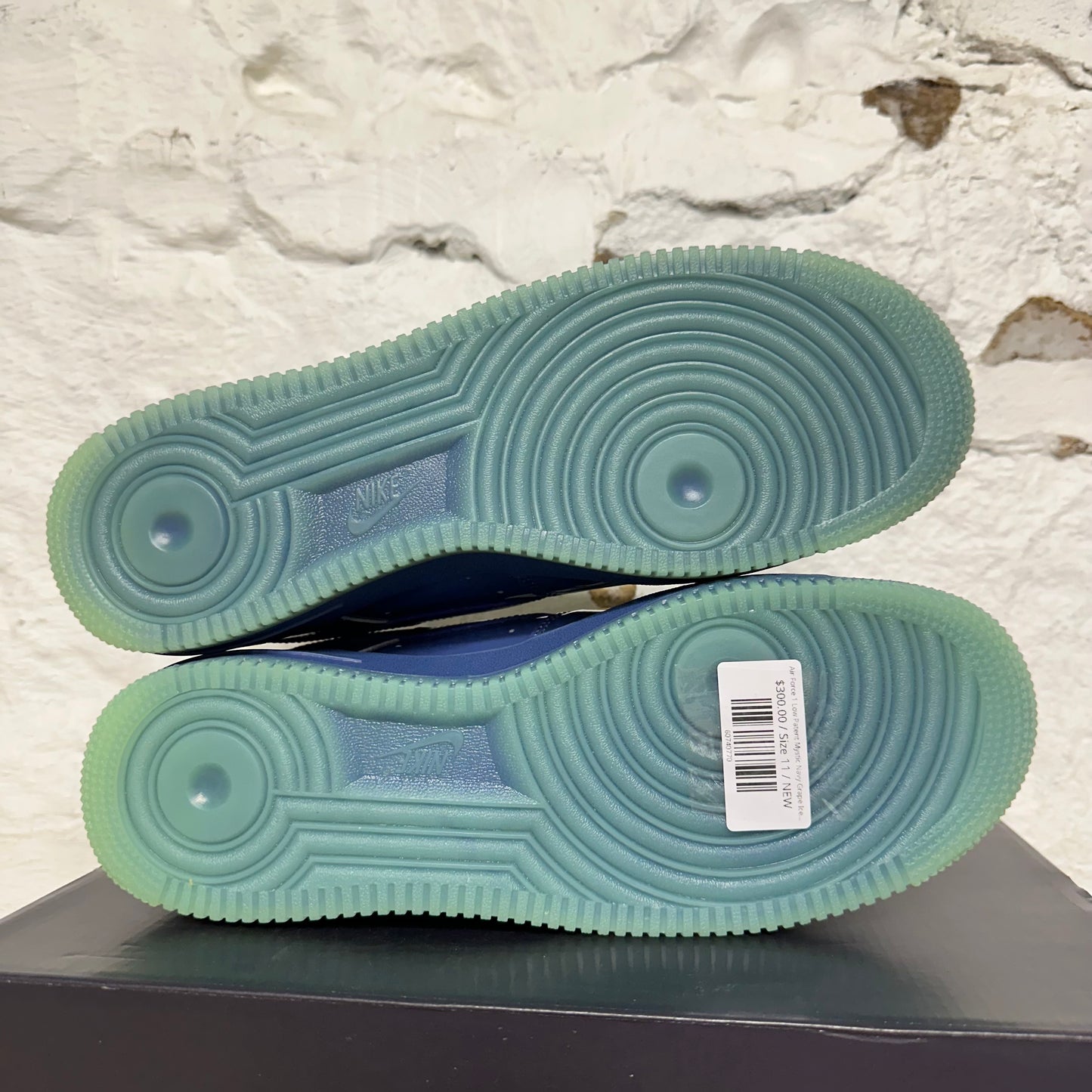 Air Force 1 Low Patent Mystic Navy Grape Ice Sz 11 DS