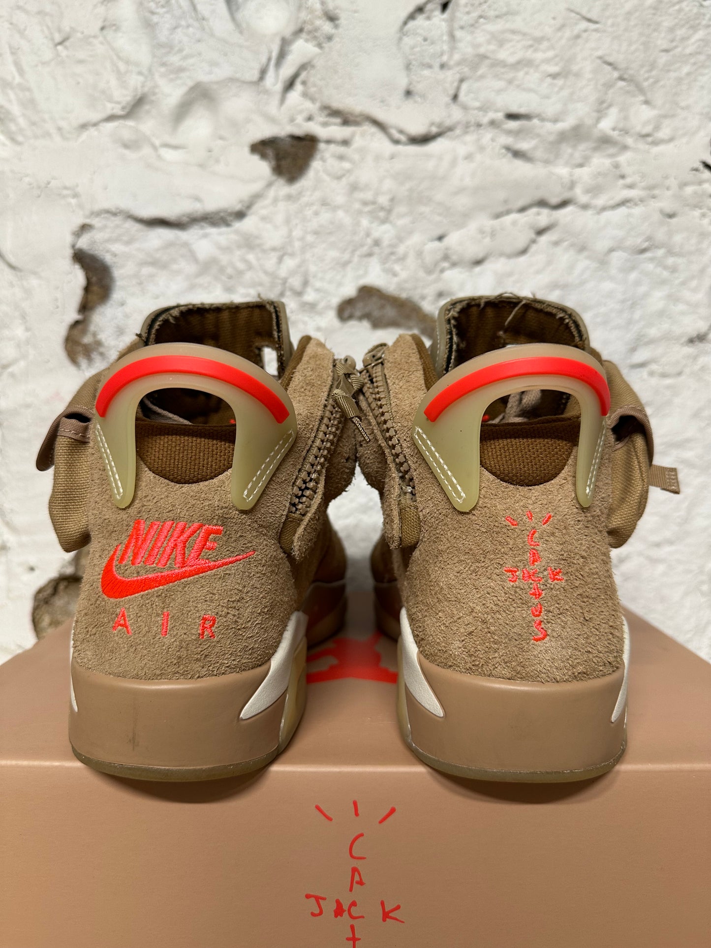 Air Jordan 6 Travis Scott British Khaki Sz 9
