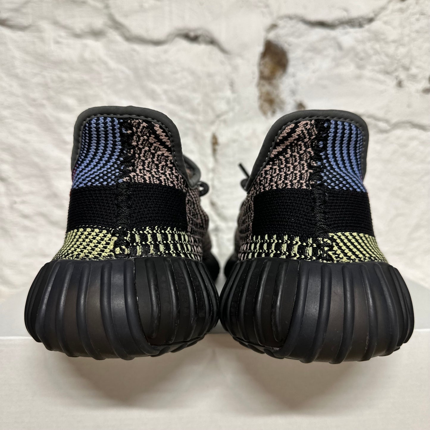 Yeezy 350 V2 Yecheil Sz 10.5