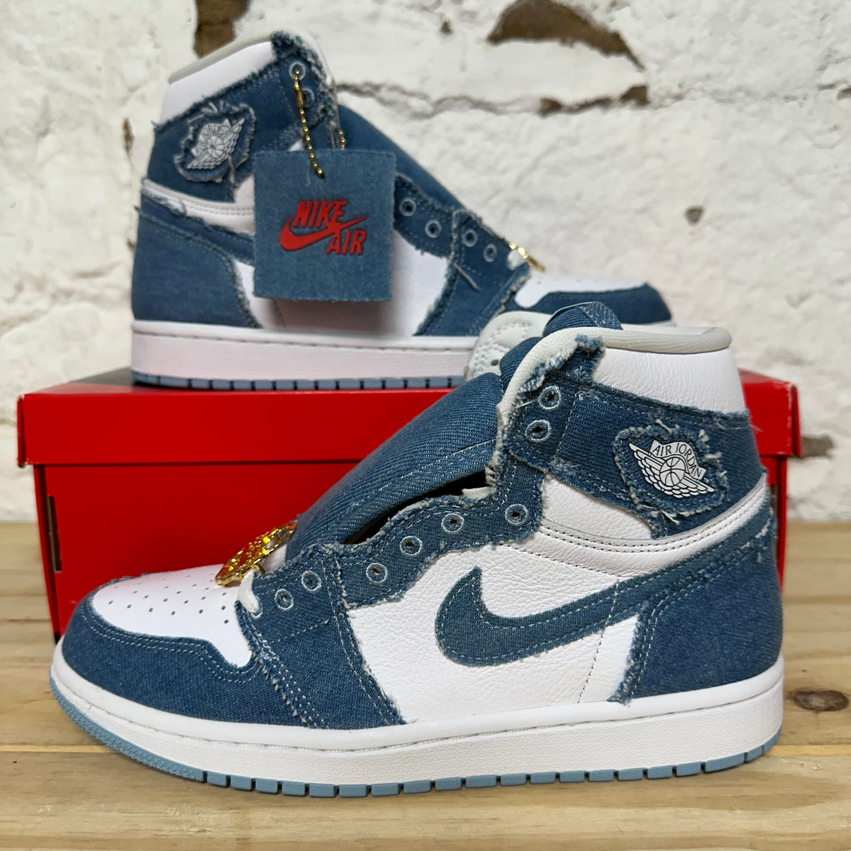 Air Jordan 1 High Denim Sz 7.5 (9W) DS