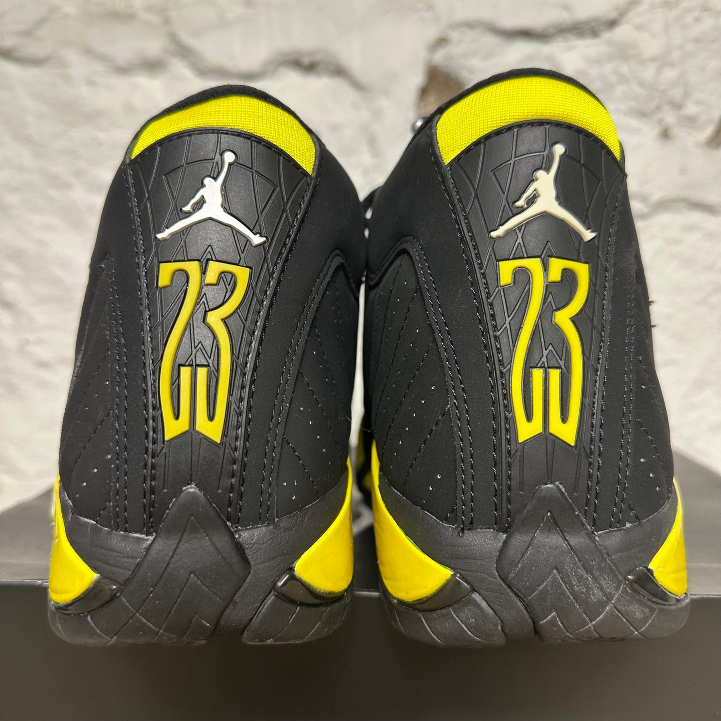 Air Jordan 14 Thunder Sz 10