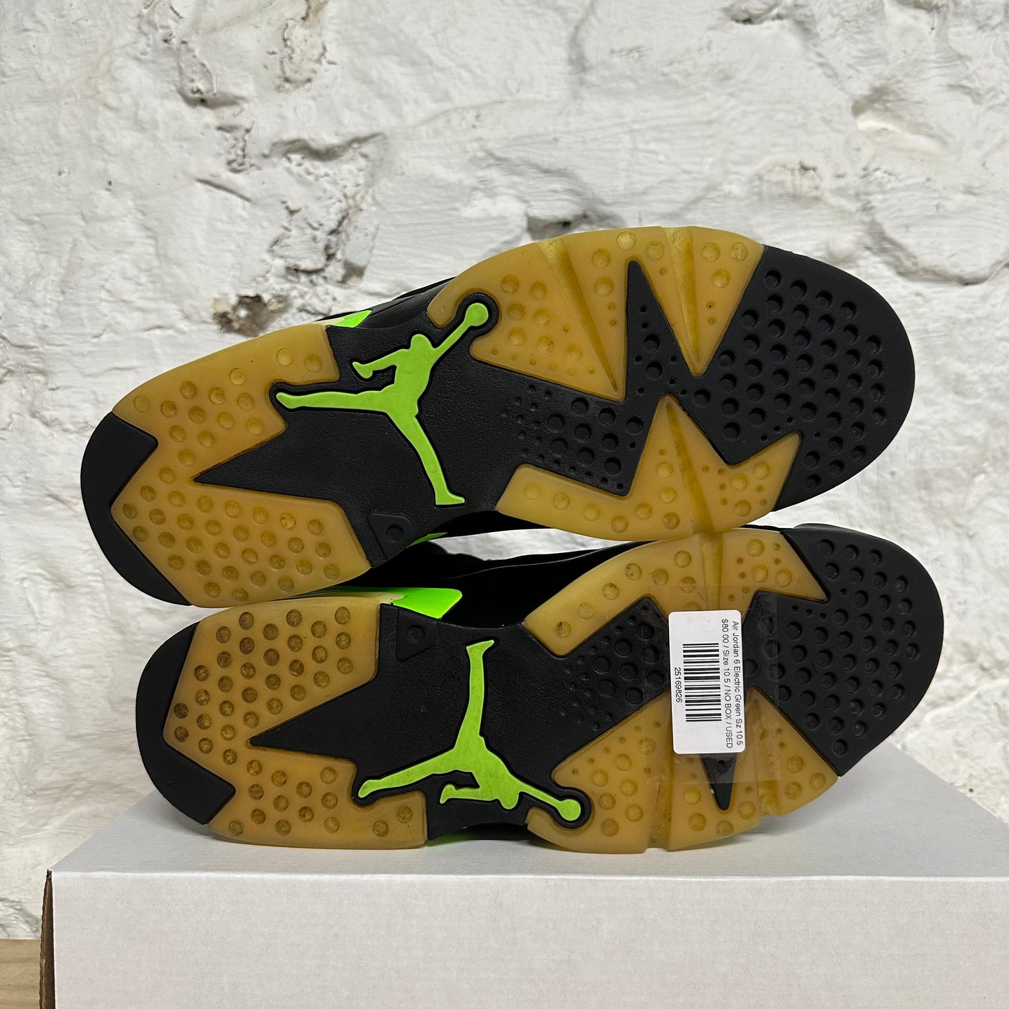 Air Jordan 6 Electric Green Sz 10.5