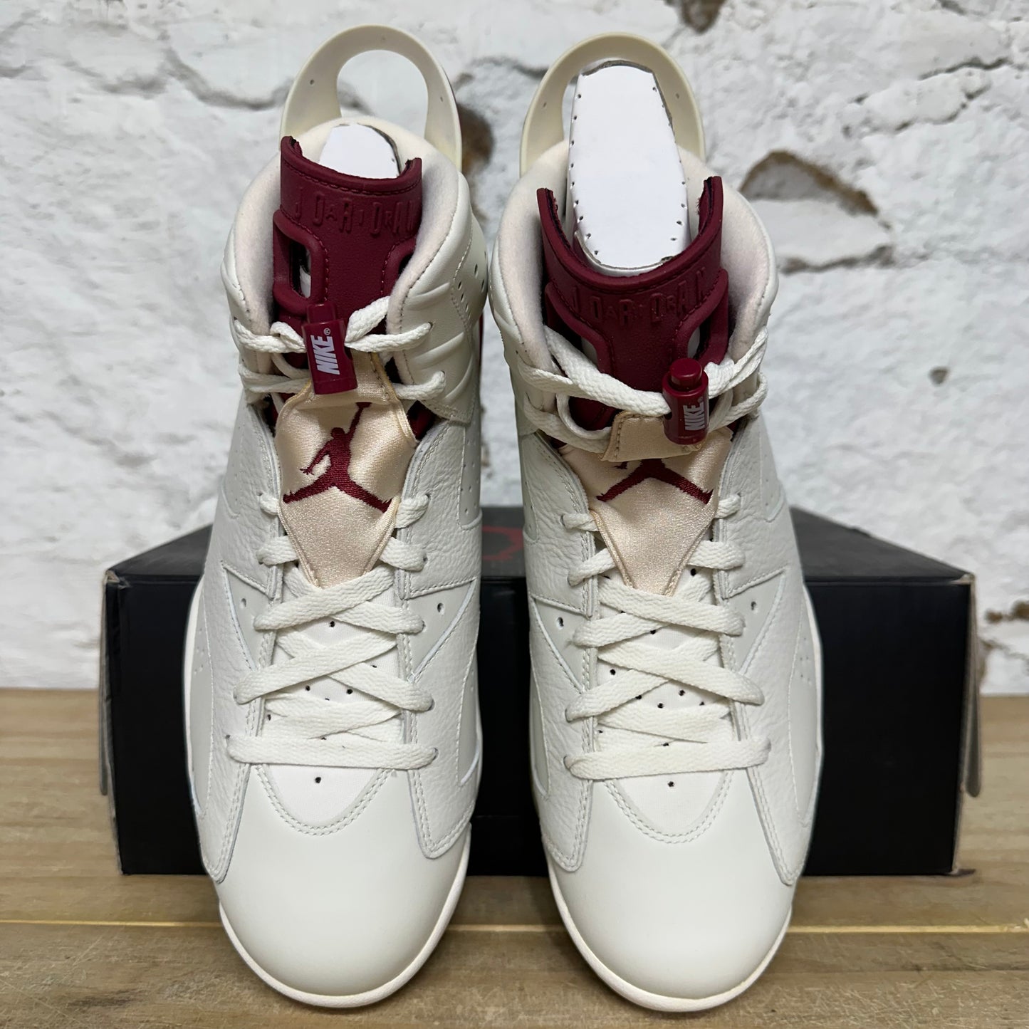 Air Jordan 6 Maroon (2015) Sz 10 DS