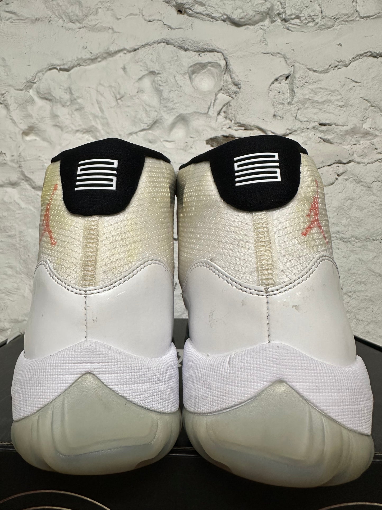 Air Jordan 11 High Adapt White Sz 10.5