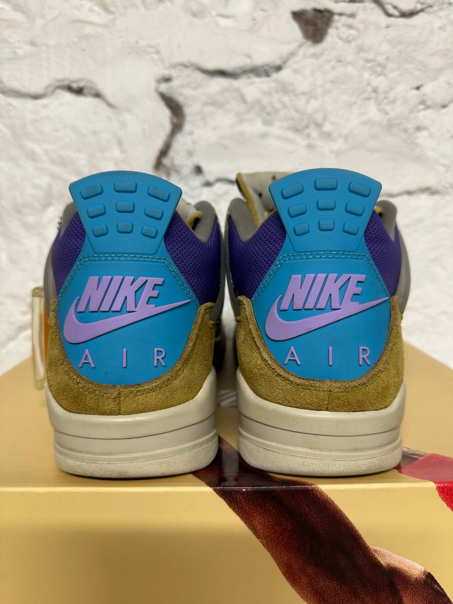 Air Jordan 4 Union Desert Moss Sz 9.5