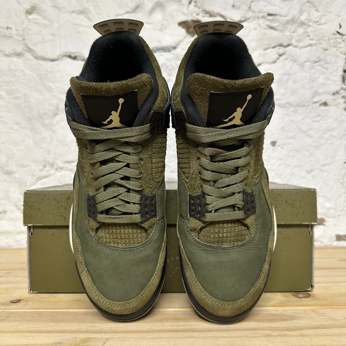Air Jordan 4 Craft Medium Olive Sz 9.5