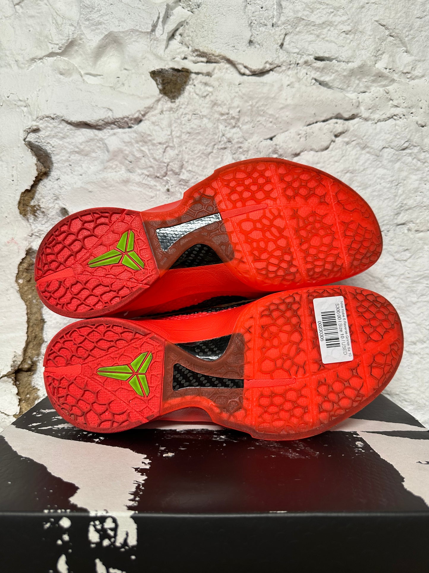 Nike Kobe 6 Reverse Grinch Sz 10