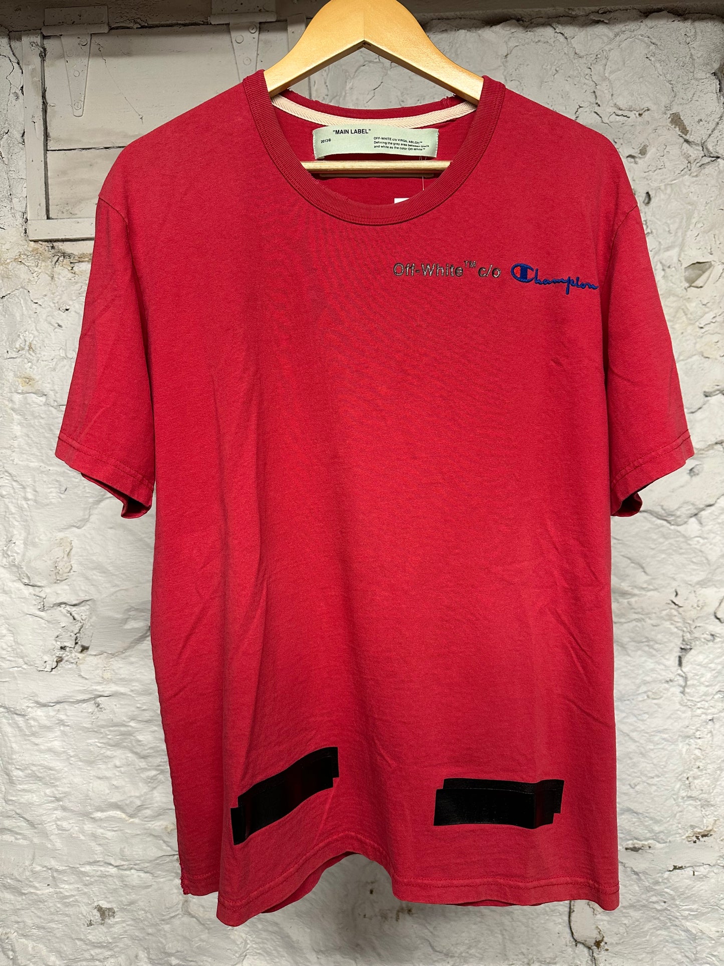 Off White Champion Red T-Shirt Sz M