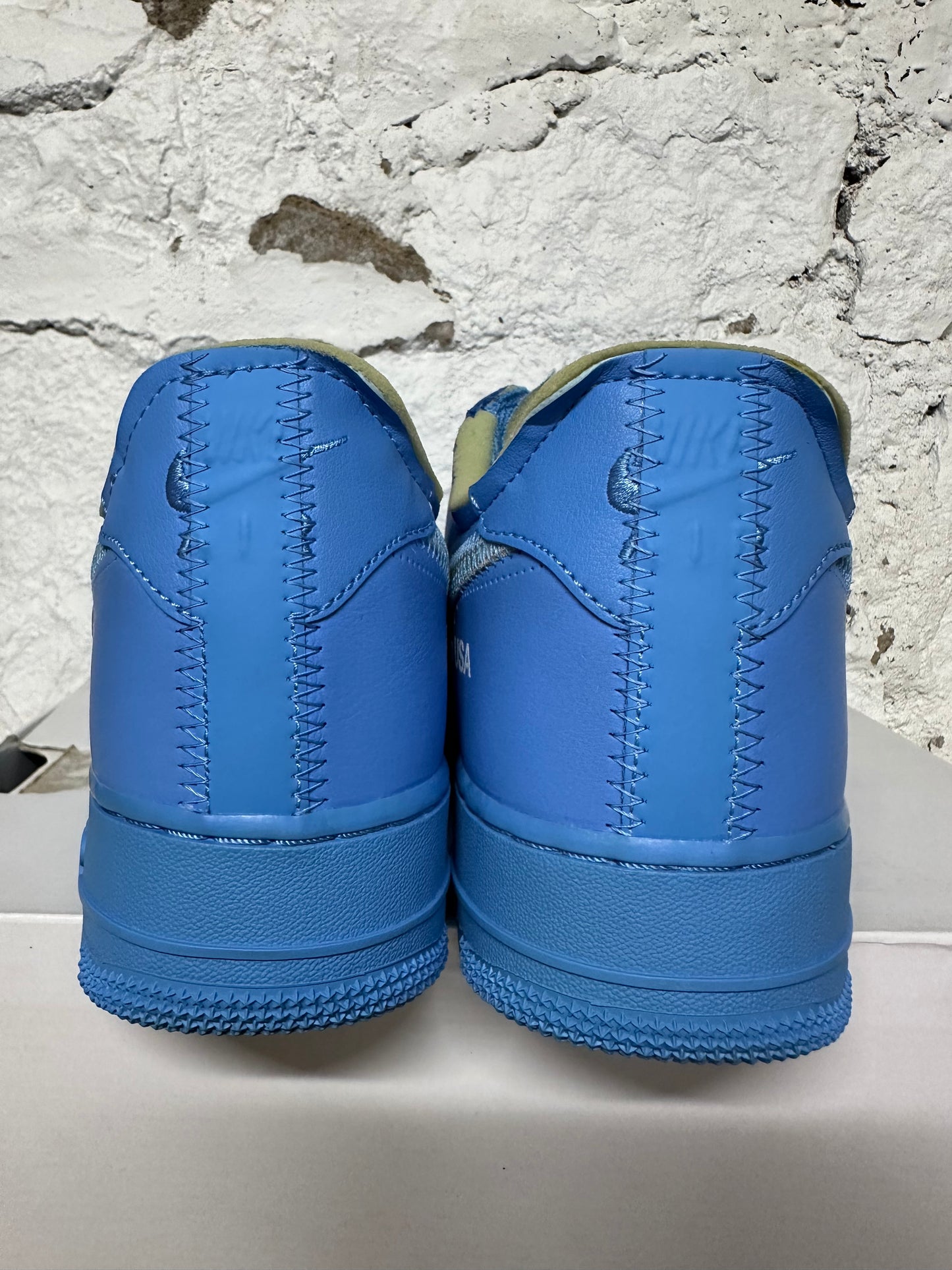 Nike Air Force 1 Low Off-White MCA Sz 10