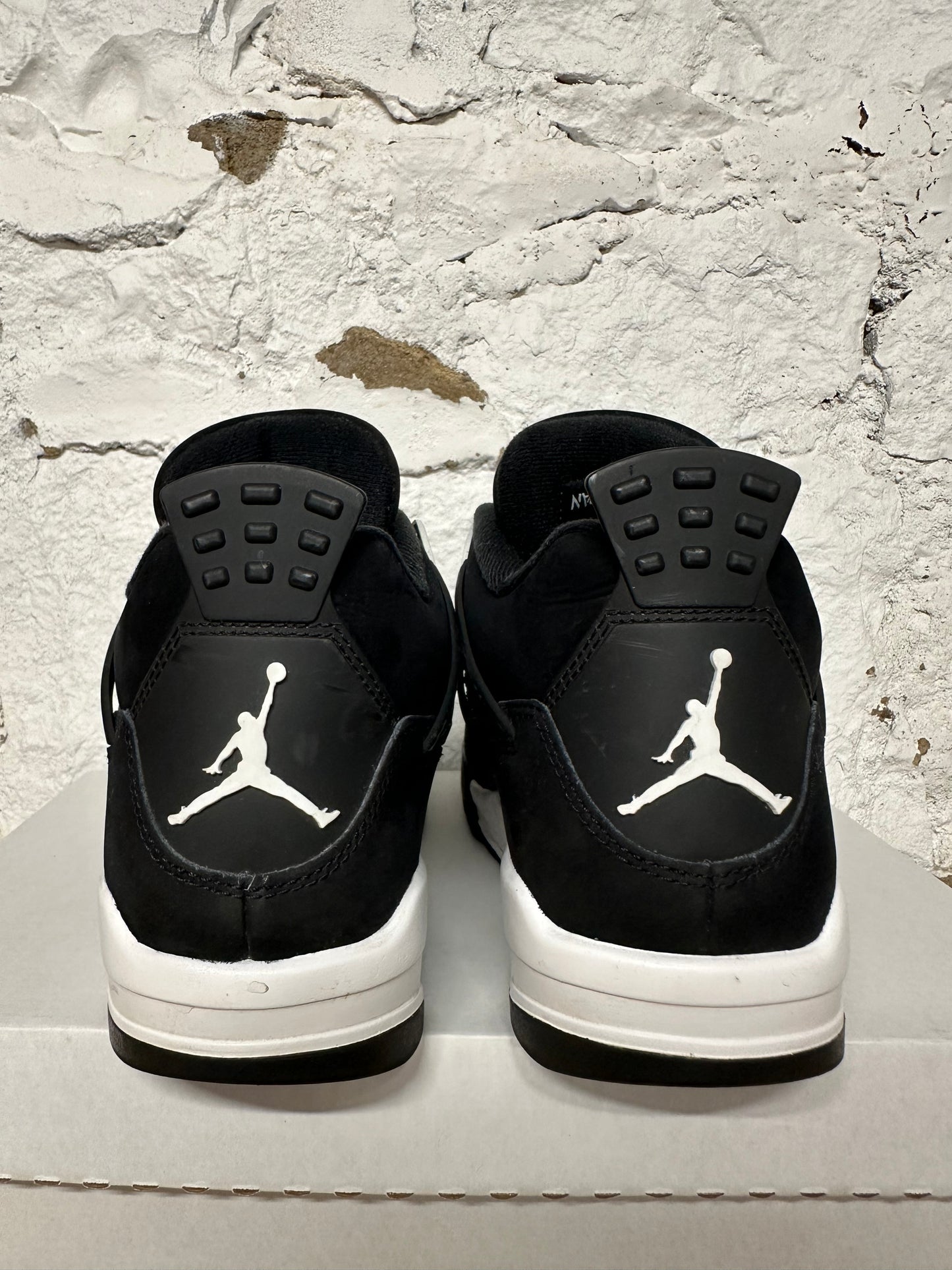 Air Jordan 4 White Thunder Sz 7.5