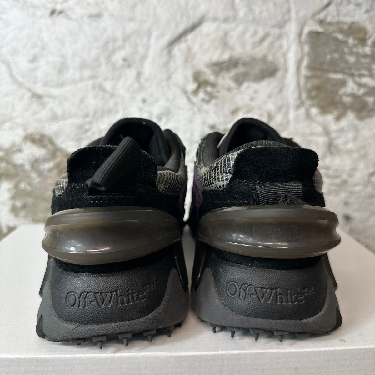 Off-White ODSY 2000 Black Sneaker Sz 7 (40)