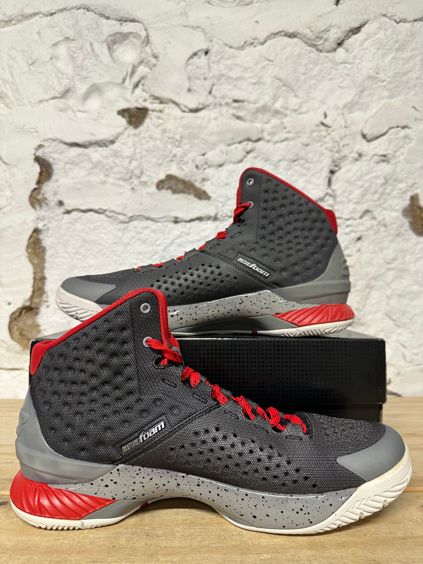 Under Armour Curry 1 Underdog Sz 10